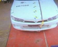 Краш-тест автомобиля Mitsubishi Lancer